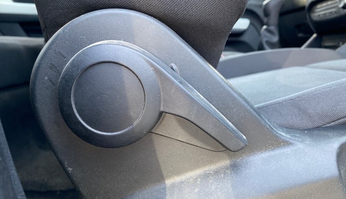 2024 Tata PUNCH CREATIVE 1.2 MT KAZIRANGA EDITION , Petrol, Manual, 5,461 km, Driver Side Adjustment Panel