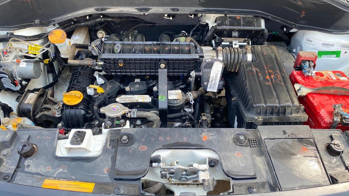 2024 Tata PUNCH PURE MT, Petrol, Manual, 5,461 km, Engine View
