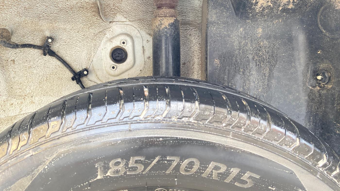 2024 Tata PUNCH PURE MT, Petrol, Manual, 5,461 km, Left Rear Tyre Tread