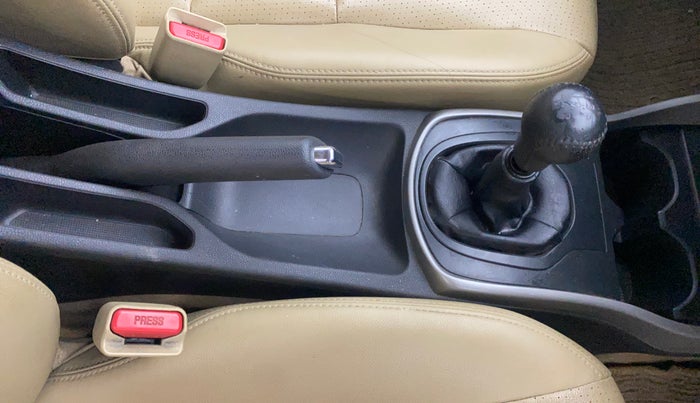 2016 Honda City 1.5L I-VTEC VX, Petrol, Manual, 88,426 km, Gear Lever