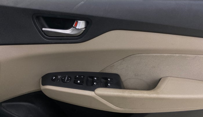 2021 Hyundai Verna SX 1.5 VTVT IVT, Petrol, Automatic, 66,727 km, Driver Side Door Panels Control