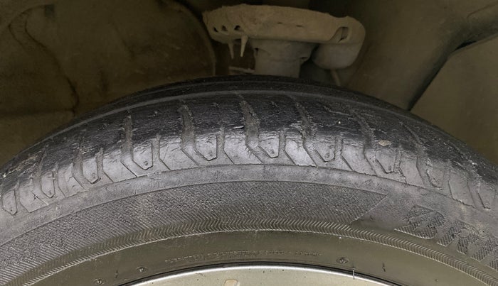 2021 Hyundai Verna SX 1.5 VTVT IVT, Petrol, Automatic, 66,727 km, Right Front Tyre Tread
