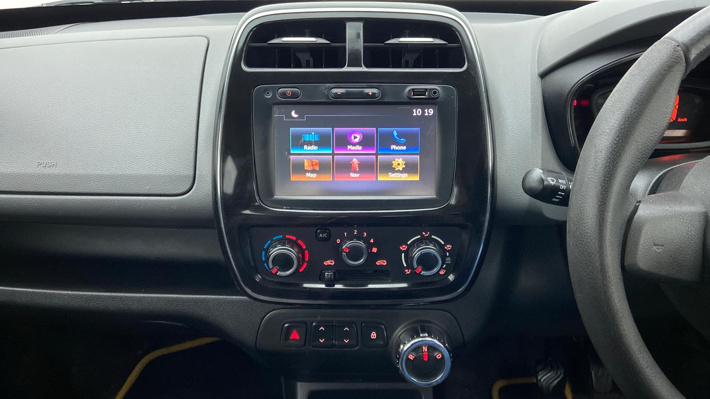 2018 Renault Kwid RXT 1.0 AMT (O), Petrol, Automatic, 50,188 km, Air Conditioner