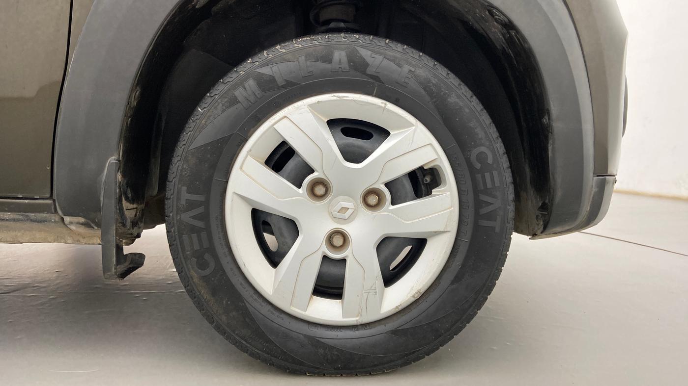 2018 Renault Kwid RXT 1.0 AMT (O), Petrol, Automatic, 50,188 km, Right Front Wheel