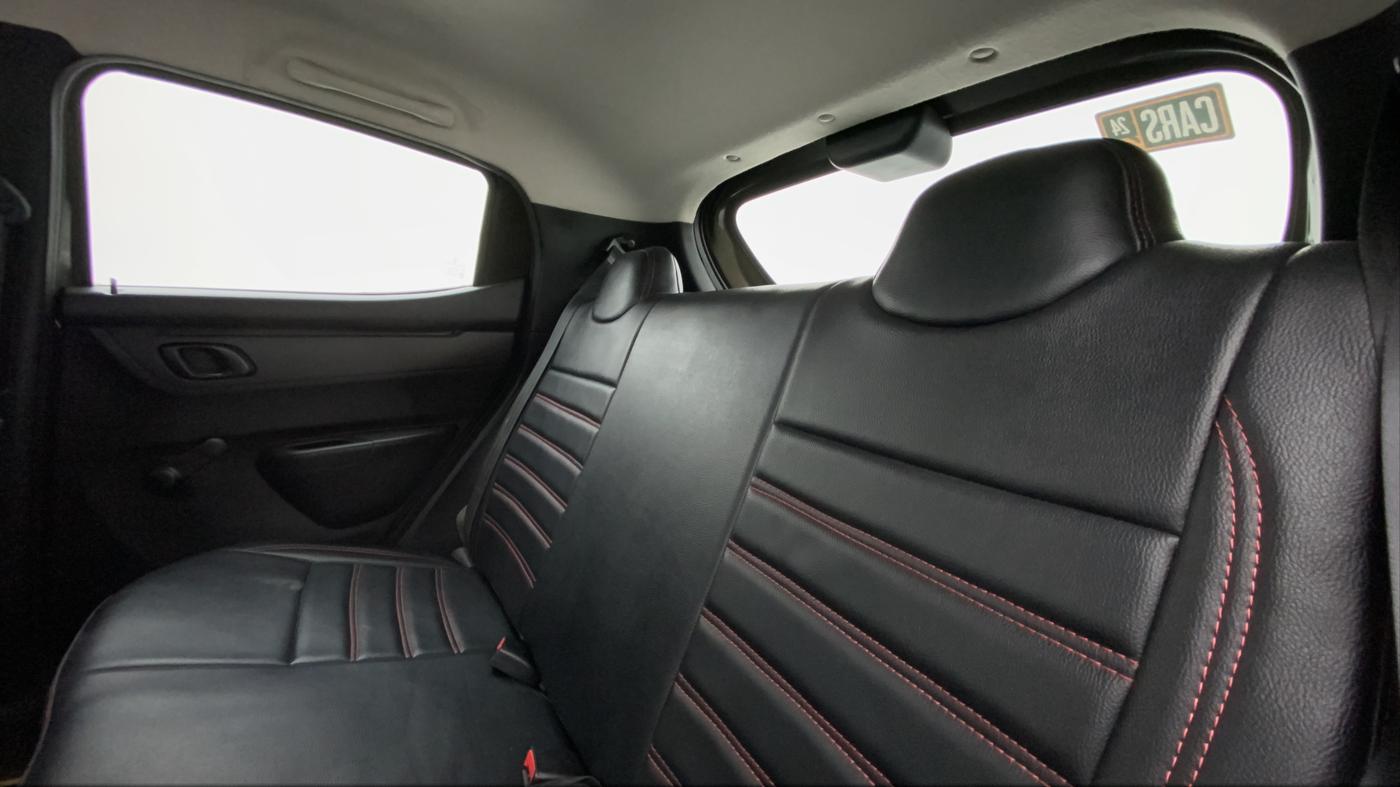 2018 Renault Kwid RXT 1.0 AMT (O), Petrol, Automatic, 50,188 km, Right Side Rear Door Cabin
