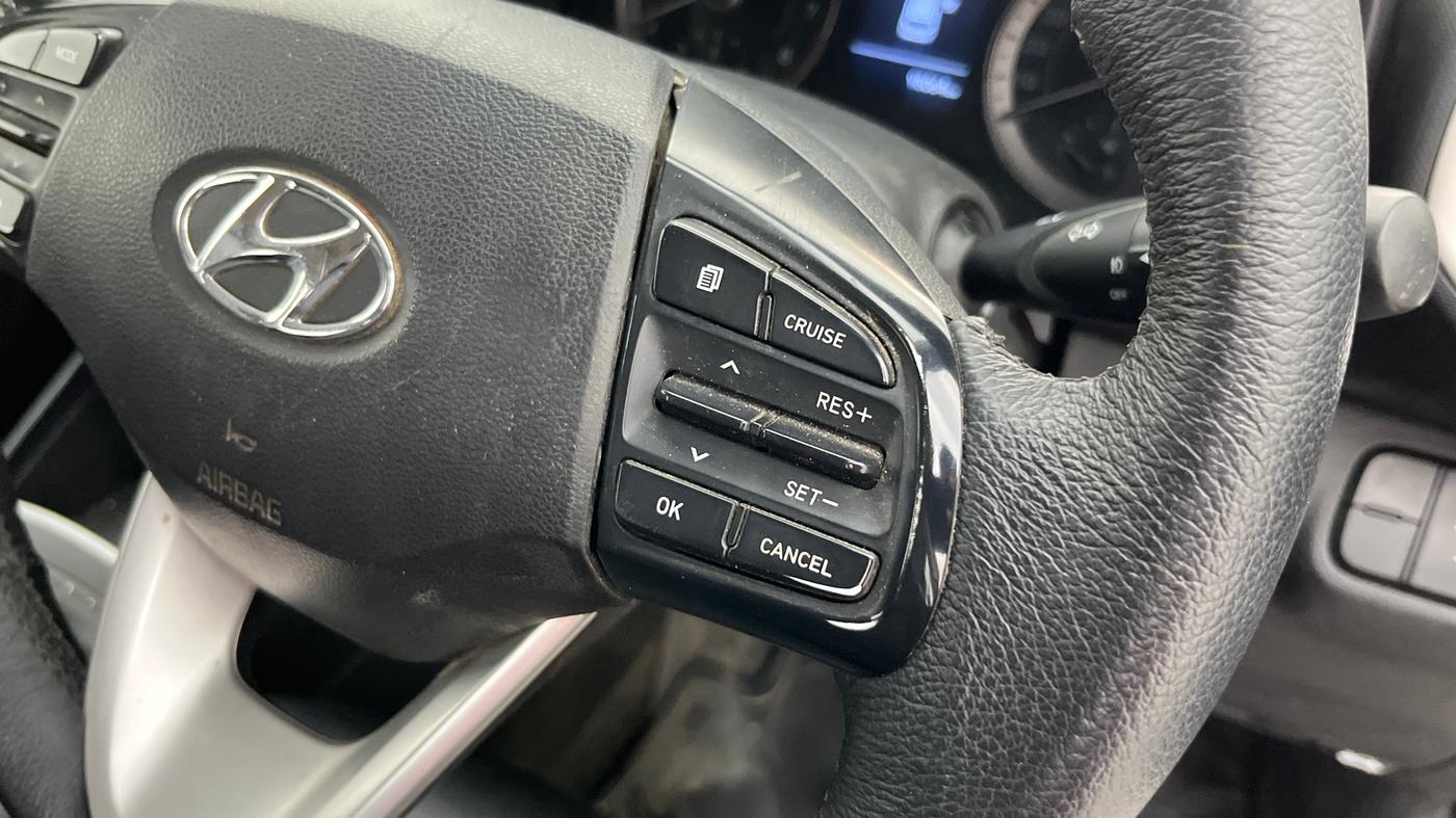 2021 Hyundai VENUE SX 1.0 TURBO IMT, Petrol, Manual, 98,063 km, Adaptive Cruise Control