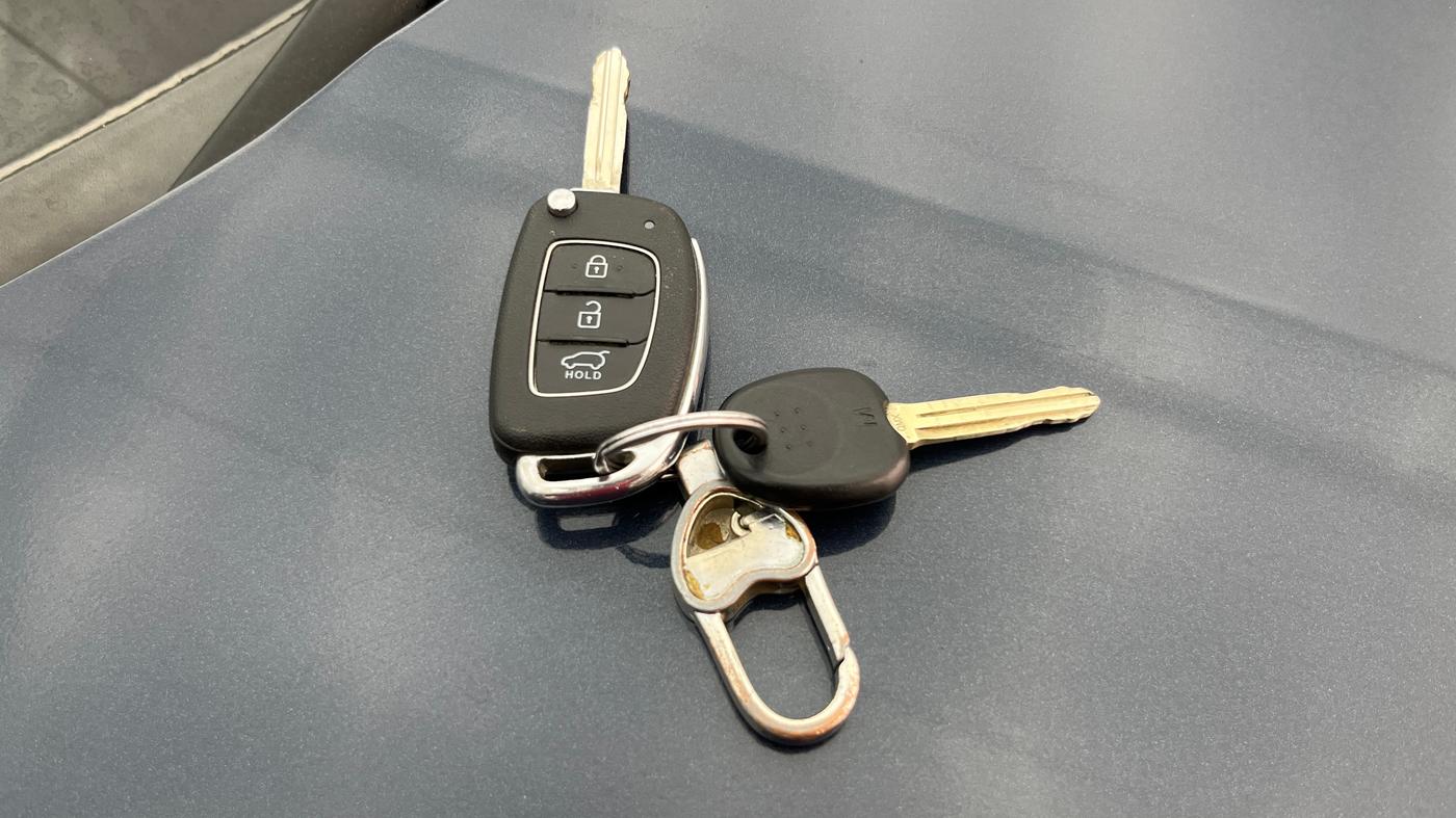 2021 Hyundai VENUE SX 1.0 TURBO IMT, Petrol, Manual, 98,063 km, Key Close Up