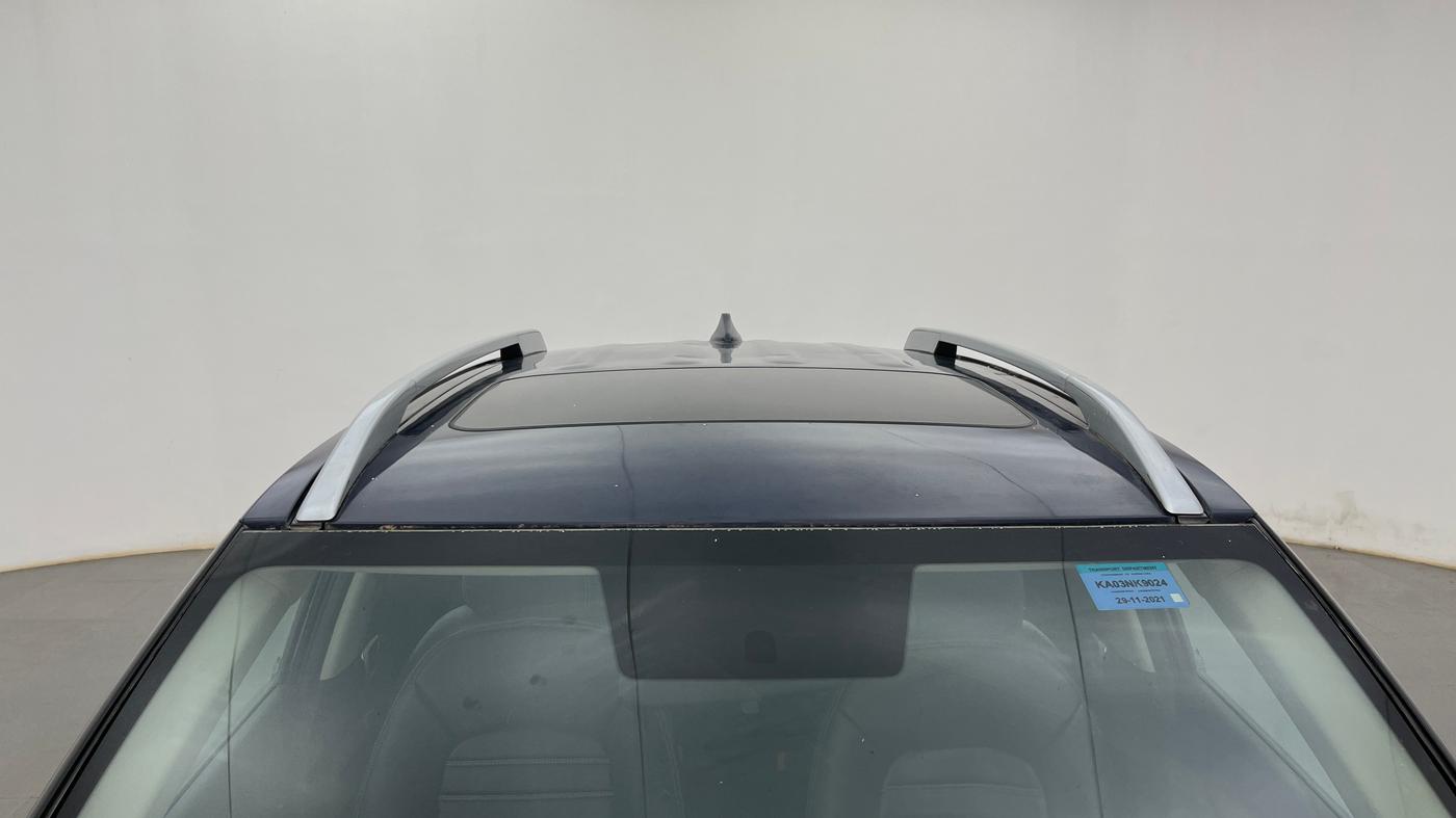 2021 Hyundai VENUE SX 1.0 TURBO IMT, Petrol, Manual, 98,063 km, Moonroof/ Sunroof