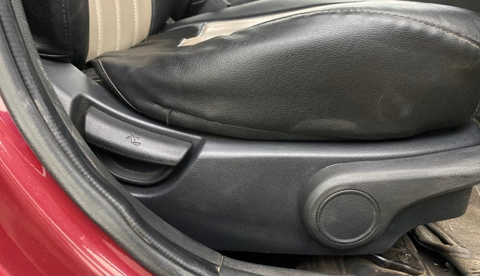 2015 Hyundai Grand i10 ASTA AT 1.2 KAPPA VTVT, Petrol, Automatic, 21,058 km, Driver Side Adjustment Panel