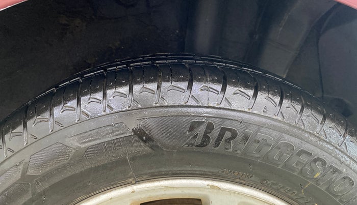 2015 Hyundai Grand i10 ASTA AT 1.2 KAPPA VTVT, Petrol, Automatic, 21,058 km, Left Rear Tyre Tread