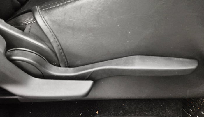 2020 Maruti Baleno ALPHA PETROL 1.2, Petrol, Manual, 27,355 km, Driver Side Adjustment Panel