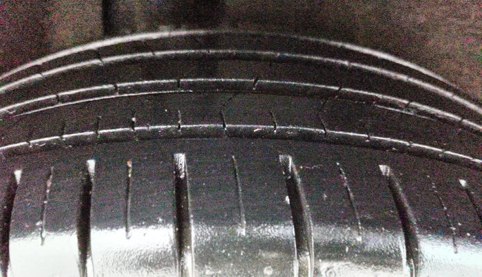 2020 Maruti Baleno ALPHA PETROL 1.2, Petrol, Manual, 27,355 km, Right Rear Tyre Tread