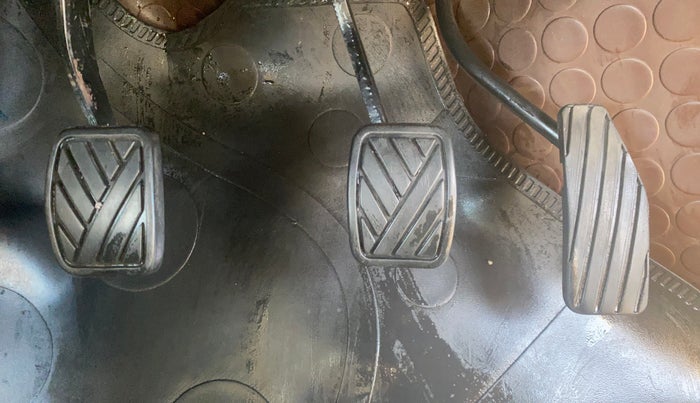 2014 Maruti Wagon R 1.0 VXI, Petrol, Manual, 55,241 km, Pedals