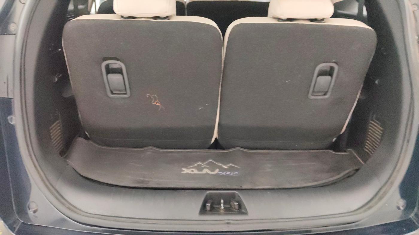 2023 Mahindra XUV700 AX 5 D AT 7 STR, Diesel, Automatic, 36,616 km, Boot Inside