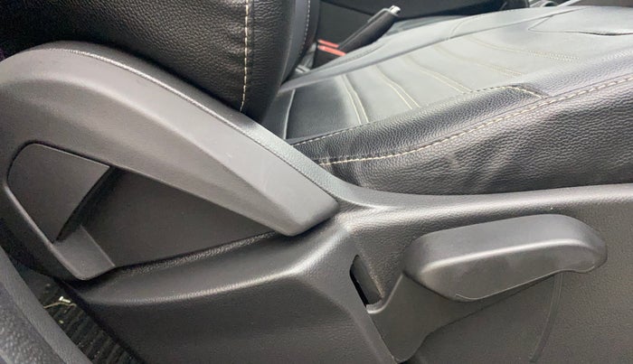 2019 Ford New Figo TITANIUM 1.2 PETROL MT, Petrol, Manual, 28,912 km, Driver Side Adjustment Panel