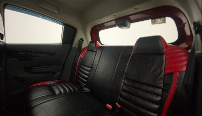 2018 Mahindra KUV 100 NXT K2+ P 6 STR, Petrol, Manual, 14,266 km, Right Side Rear Door Cabin