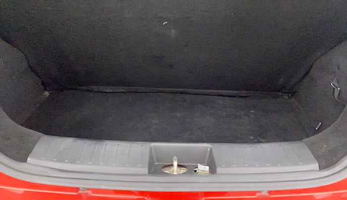 2018 Mahindra KUV 100 NXT K2+ P 6 STR, Petrol, Manual, 14,266 km, Boot Inside