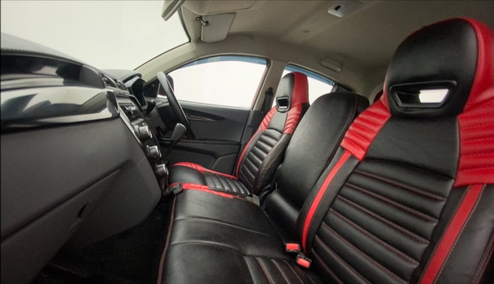 2018 Mahindra KUV 100 NXT K2+ P 6 STR, Petrol, Manual, 14,266 km, Right Side Front Door Cabin