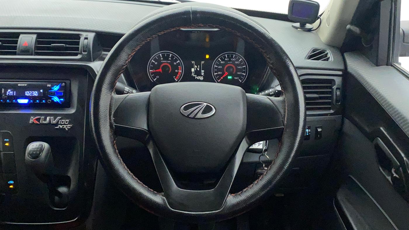 2018 Mahindra KUV 100 NXT K2+ P 6 STR, Petrol, Manual, 14,266 km, Steering Wheel Close Up