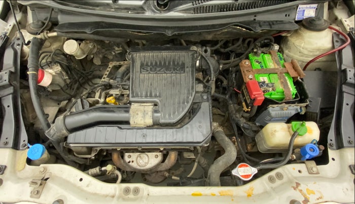 2013 Maruti Swift ZXI, CNG, Manual, 70,041 km, Open Bonet