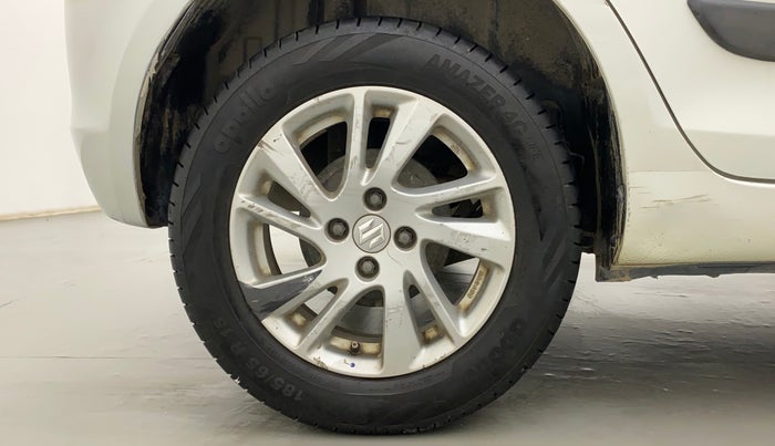 2013 Maruti Swift ZXI, CNG, Manual, 70,041 km, Right Rear Wheel