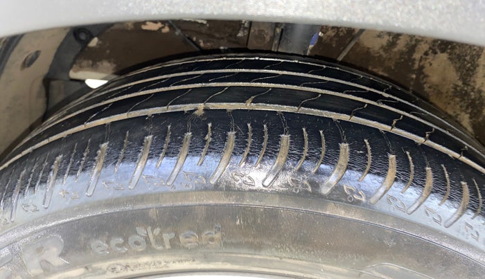 2022 Maruti XL6 ZETA MT, Petrol, Manual, 41,367 km, Left Front Tyre Tread