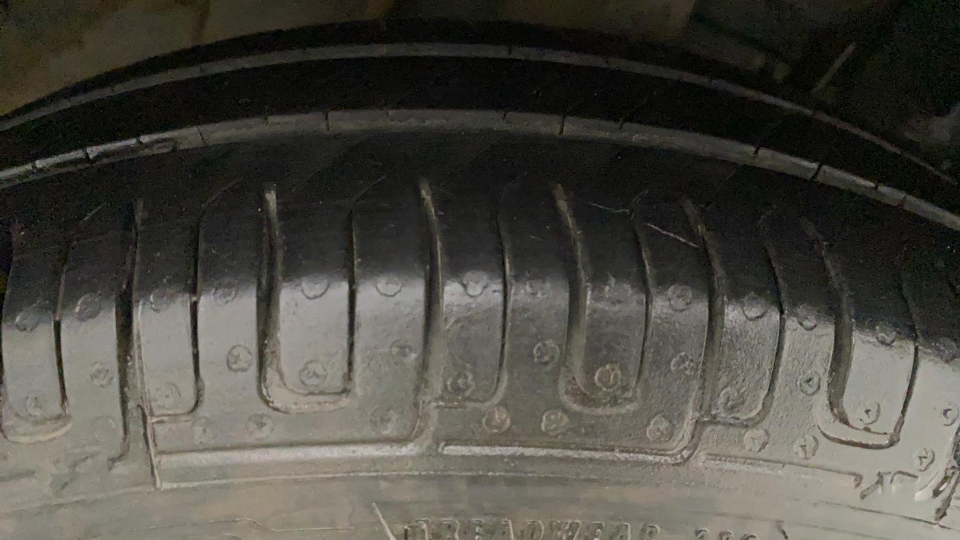 2018 Datsun Go Plus T, Petrol, Manual, 35,803 km, Right Rear Tyre Tread