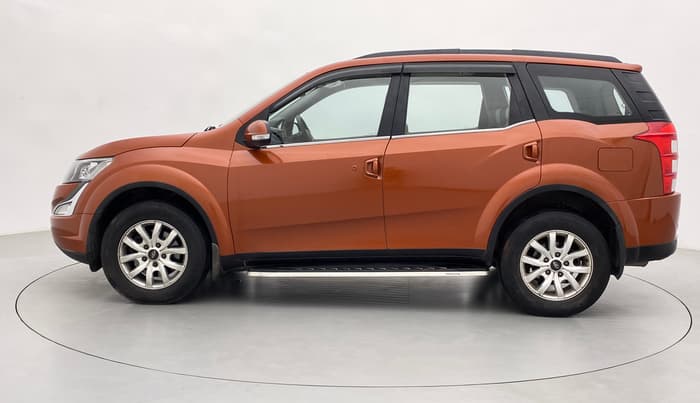 2016 Mahindra XUV500 W10 FWD, Diesel, Manual, 51,351 km, Left Side