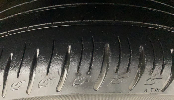 2023 Hyundai VENUE N LINE N8 1.0 TURBO DCT, Petrol, Automatic, 31,115 km, Right Front Tyre Tread