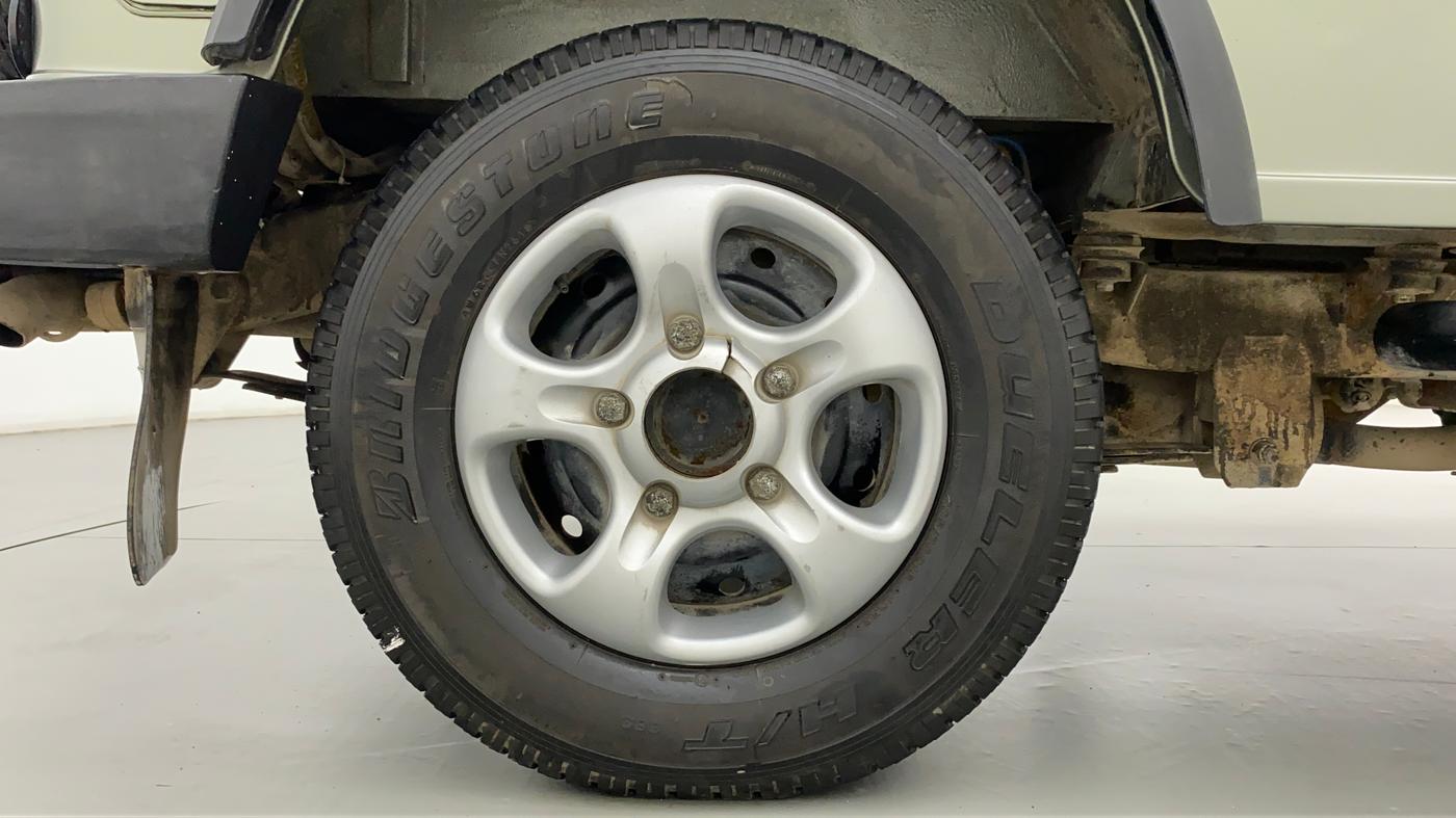 2018 Mahindra Thar CRDE 4X4 BS IV, Diesel, Manual, 21,244 km, Right Rear Wheel