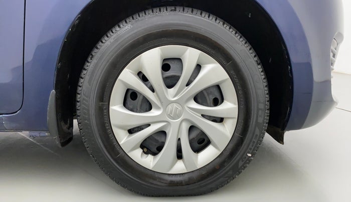 2018 Maruti Swift VXI D, Petrol, Manual, 30,069 km, Right Front Wheel