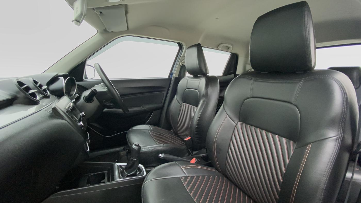 2018 Maruti Swift VXI D, Petrol, Manual, 30,069 km, Right Side Front Door Cabin