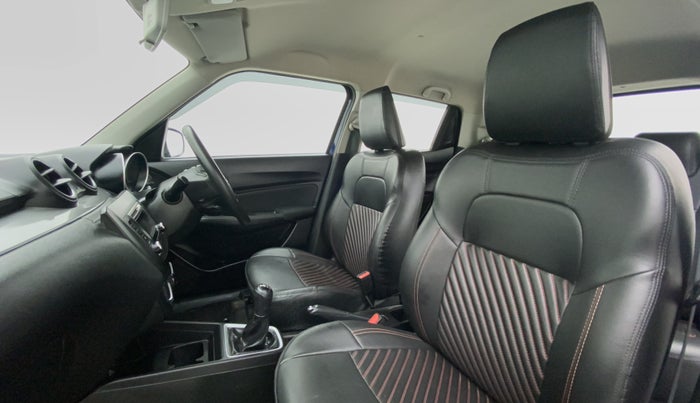 2018 Maruti Swift VXI D, Petrol, Manual, 30,069 km, Right Side Front Door Cabin