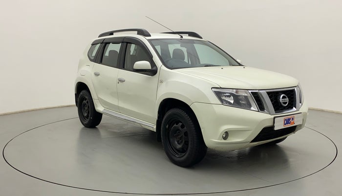 2014 Nissan Terrano XL (P), Petrol, Manual, 56,553 km, Right Front Diagonal