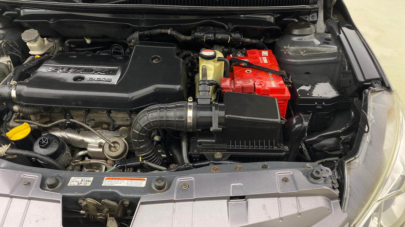 2017 Maruti Ciaz SIGMA DIESEL 1.3, Diesel, Manual, 1,46,842 km, Engine View - Left