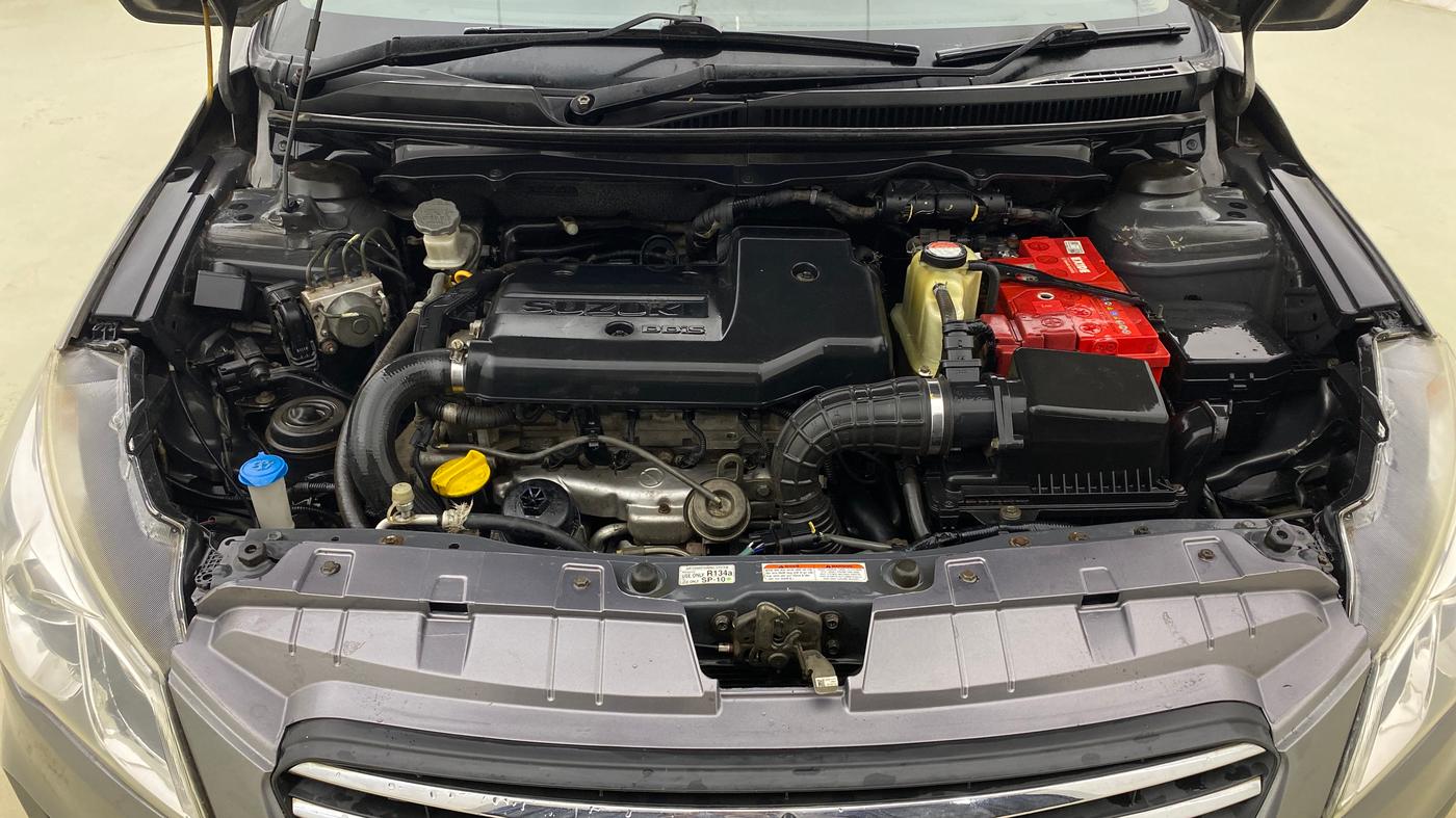 2017 Maruti Ciaz SIGMA DIESEL 1.3, Diesel, Manual, 1,46,842 km, Engine View