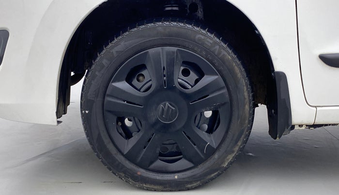 2018 Maruti Wagon R 1.0 VXI, Petrol, Manual, 35,801 km, Left Front Wheel