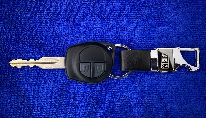 2018 Maruti Wagon R 1.0 VXI, Petrol, Manual, 35,801 km, Key Close Up