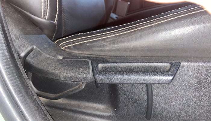 2023 Hyundai EXTER S 1.2 MT, Petrol, Manual, 32,441 km, Driver Side Adjustment Panel