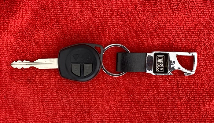 2019 Maruti Baleno DELTA PETROL 1.2, Petrol, Manual, 43,212 km, Key Close Up