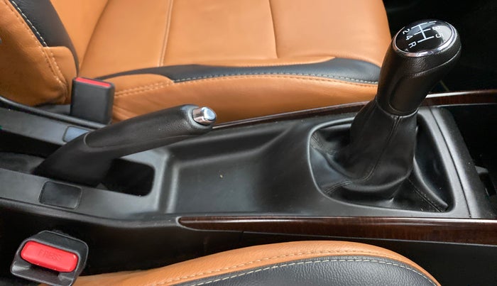2019 Maruti Baleno DELTA PETROL 1.2, Petrol, Manual, 43,212 km, Gear Lever