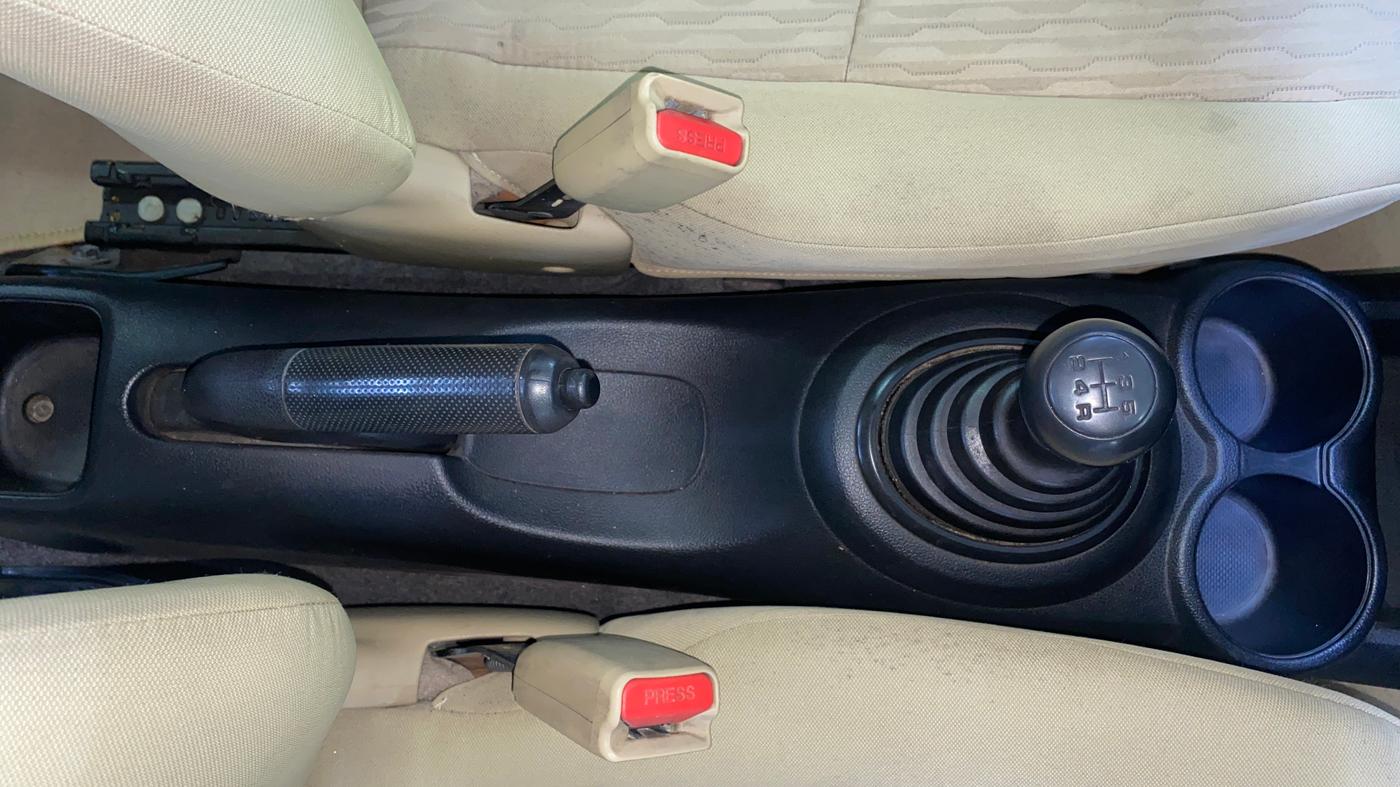 2018 Honda Brio E MT, Petrol, Manual, 47,939 km, Gear Lever
