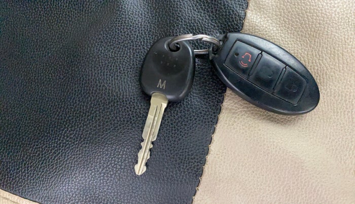 2018 Hyundai Eon ERA +, Petrol, Manual, 45,421 km, Key Close Up