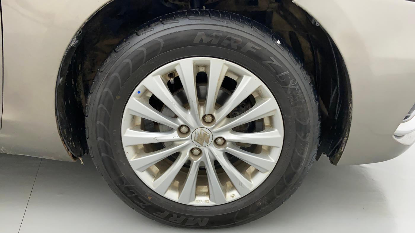 2019 Maruti Ciaz DELTA 1.5 SHVS MT PETROL, Petrol, Manual, 78,358 km, Right Front Wheel