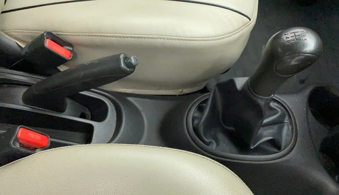 2018 Nissan Micra Active XL, CNG, Manual, 71,558 km, Gear Lever