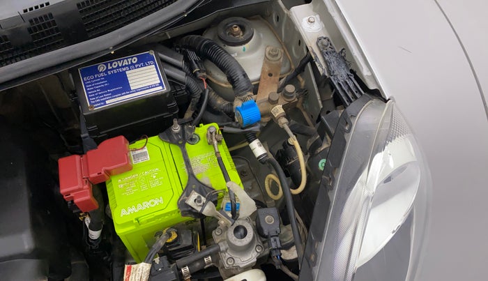 2018 Nissan Micra Active XL, CNG, Manual, 71,558 km, Left headlight - Clamp has minor damage