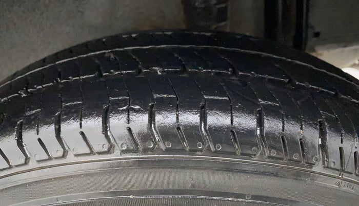 2018 Nissan Micra Active XL, CNG, Manual, 71,558 km, Left Rear Tyre Tread