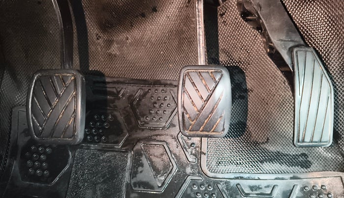 2022 Maruti Alto K10 VXI, Petrol, Manual, 58,272 km, Pedals