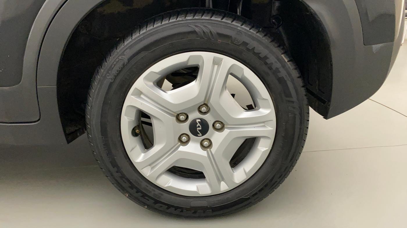 2021 KIA SONET HTK PLUS 1.0 IMT, Petrol, Manual, 11,358 km, Left Rear Wheel