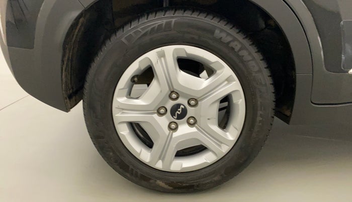 2021 KIA SONET HTK PLUS 1.0 IMT, Petrol, Manual, 11,358 km, Right Rear Wheel
